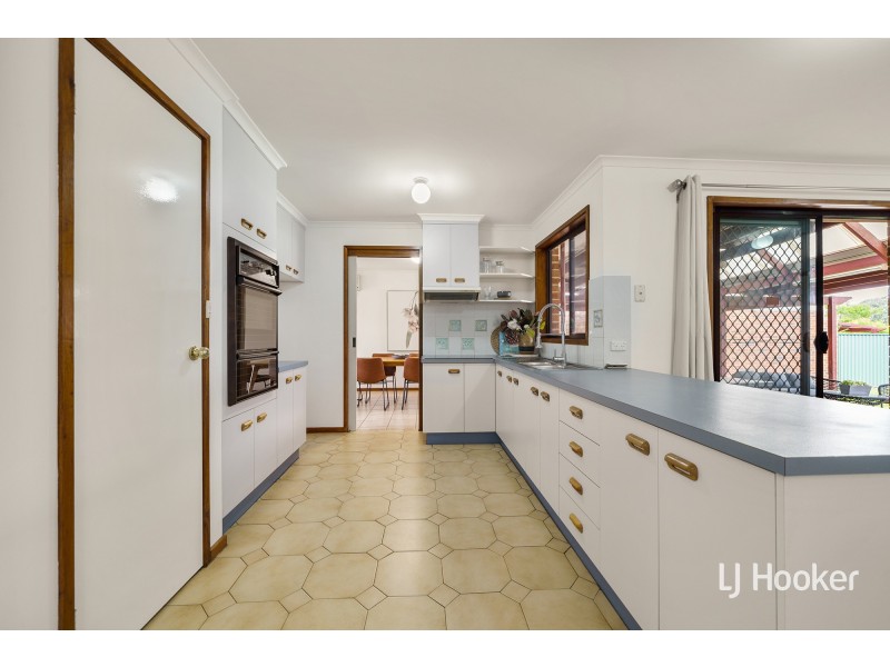 6 Lidgett Place, Florey ACT 2615