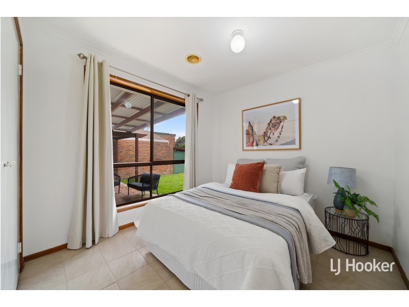 6 Lidgett Place, Florey ACT 2615