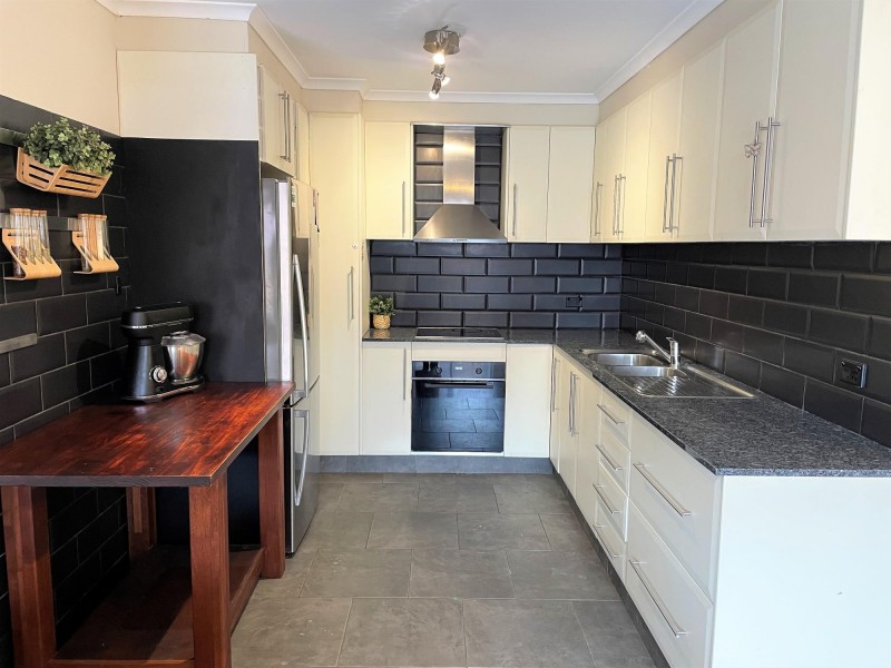 3 Randall Close, Dunlop ACT 2615