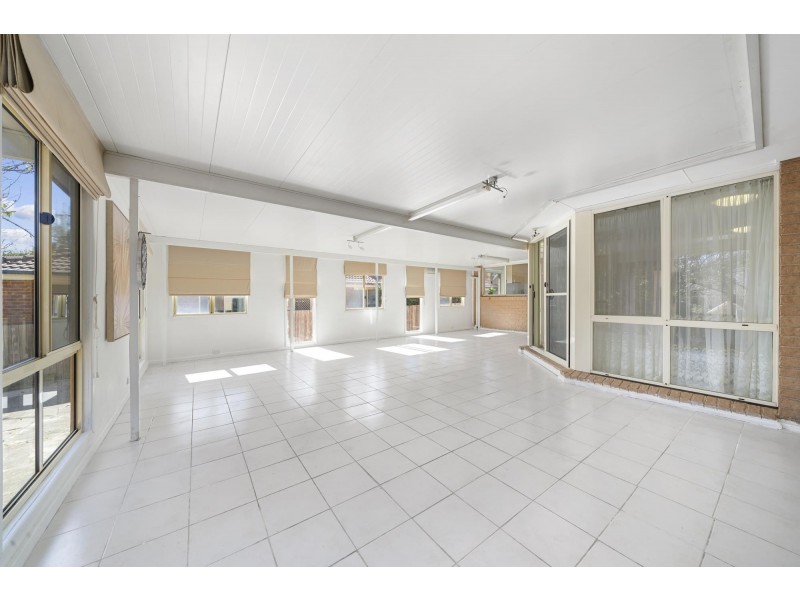 8 Coolgardie Street, Dunlop ACT 2615