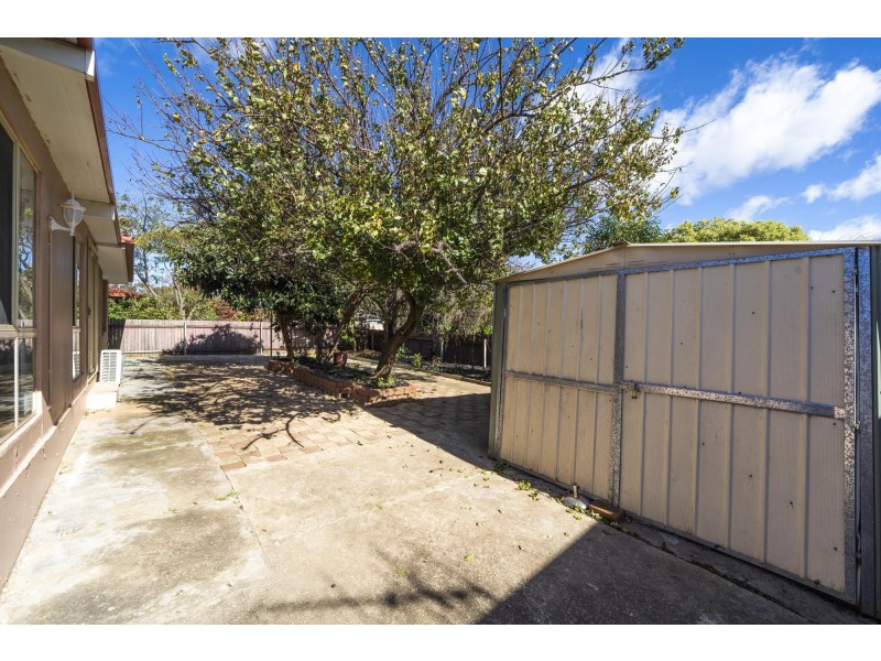 8 Coolgardie Street, Dunlop ACT 2615