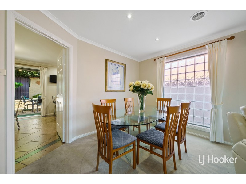 17 Lange Place, Bruce ACT 2617