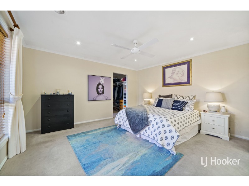 17 Lange Place, Bruce ACT 2617