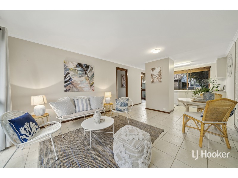 28 Renny Place, Belconnen ACT 2617