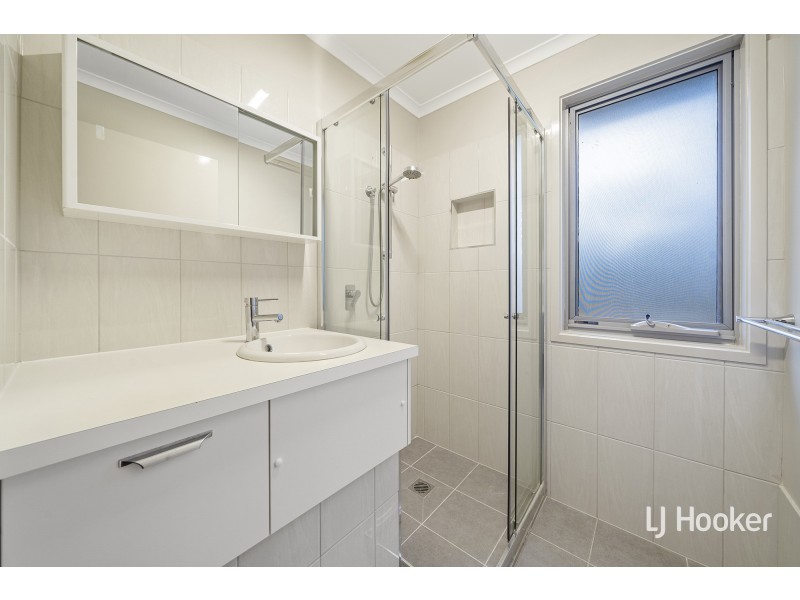 28 Renny Place, Belconnen ACT 2617