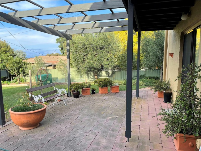 4A Moroney Street, Spence ACT 2615