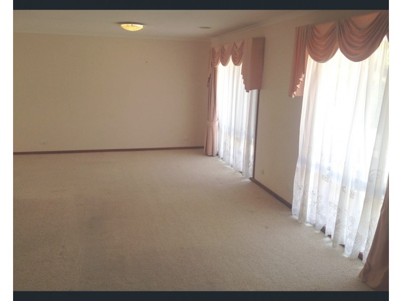 7 Edman Close, Florey ACT 2615