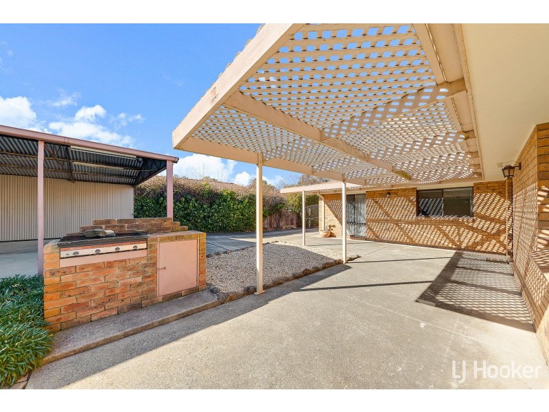 7 Edman Close, Florey ACT 2615