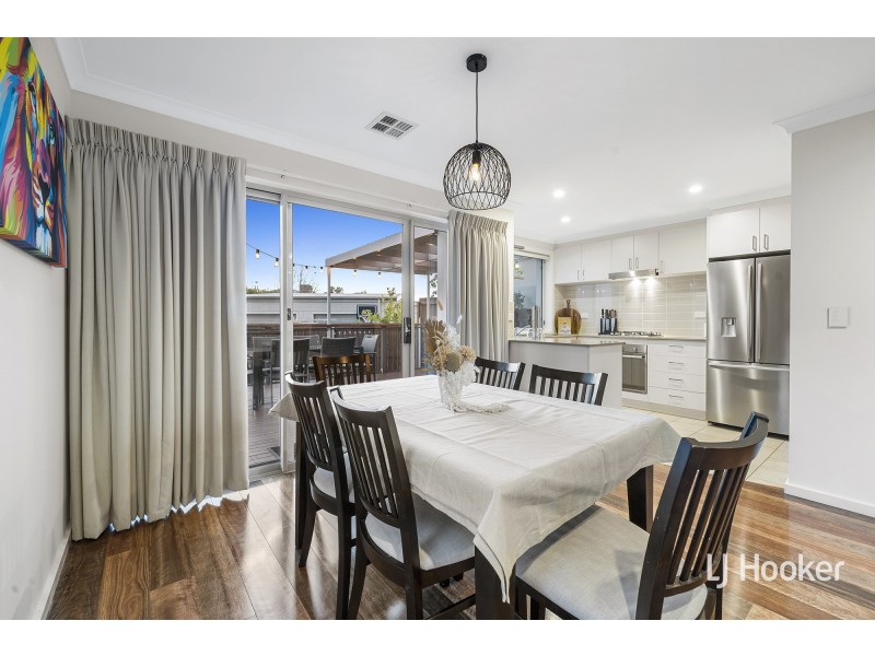 6D Avenal Street, Crace ACT 2911