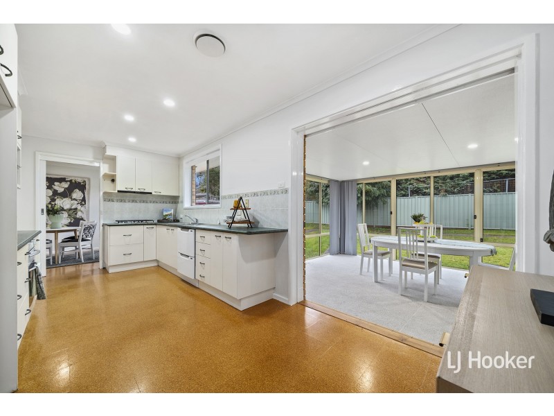 42 Crawford Crescent, Flynn ACT 2615