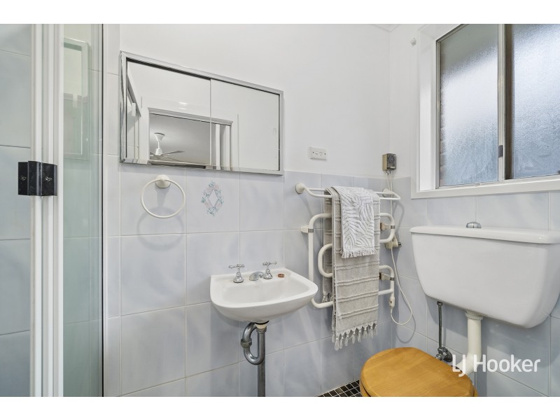 42 Crawford Crescent, Flynn ACT 2615