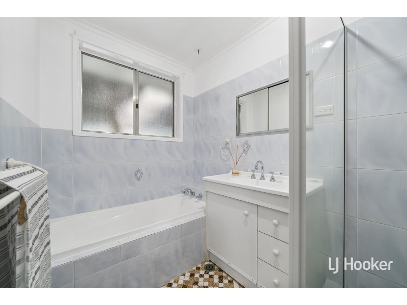 42 Crawford Crescent, Flynn ACT 2615