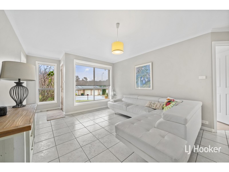 4 Jonsson Court, Dunlop ACT 2615
