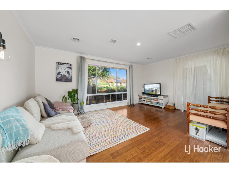 6 Bowley Place, Florey ACT 2615