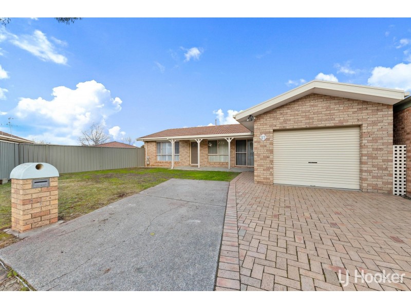 27 Murrung Crescent, Ngunnawal ACT 2913