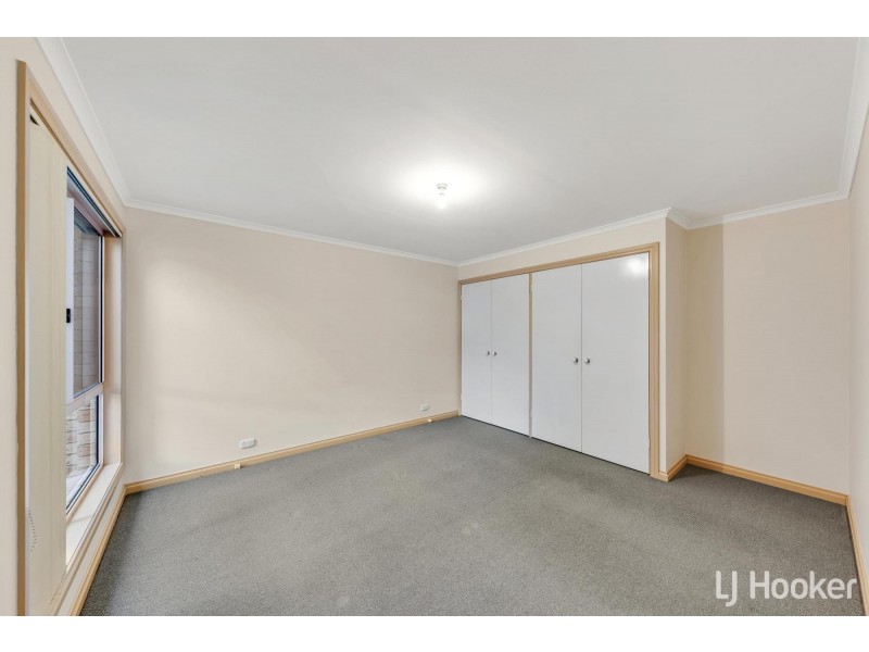 27 Murrung Crescent, Ngunnawal ACT 2913