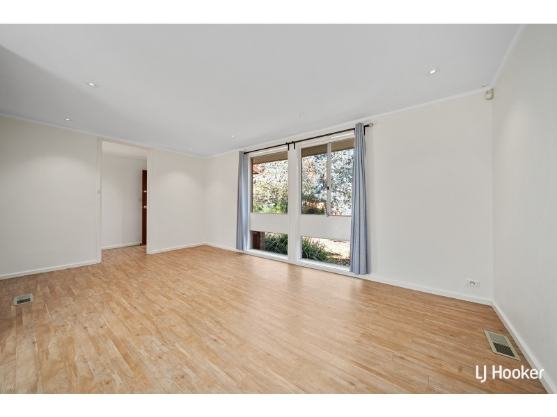 11 Sanderson Close, Flynn ACT 2615