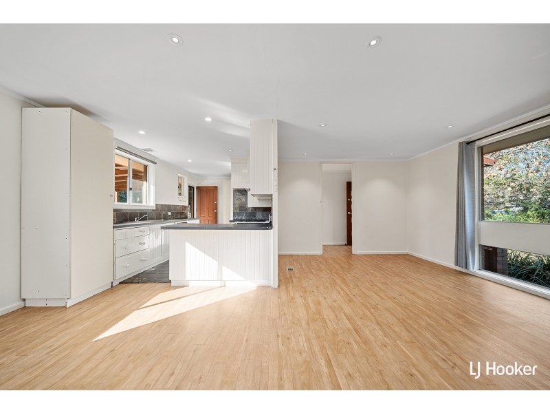 11 Sanderson Close, Flynn ACT 2615