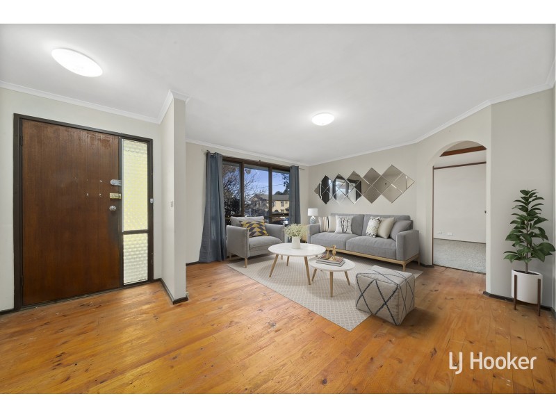 5 Chuculba Crescent, Giralang ACT 2617