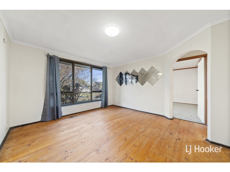 5 Chuculba Crescent, Giralang ACT 2617