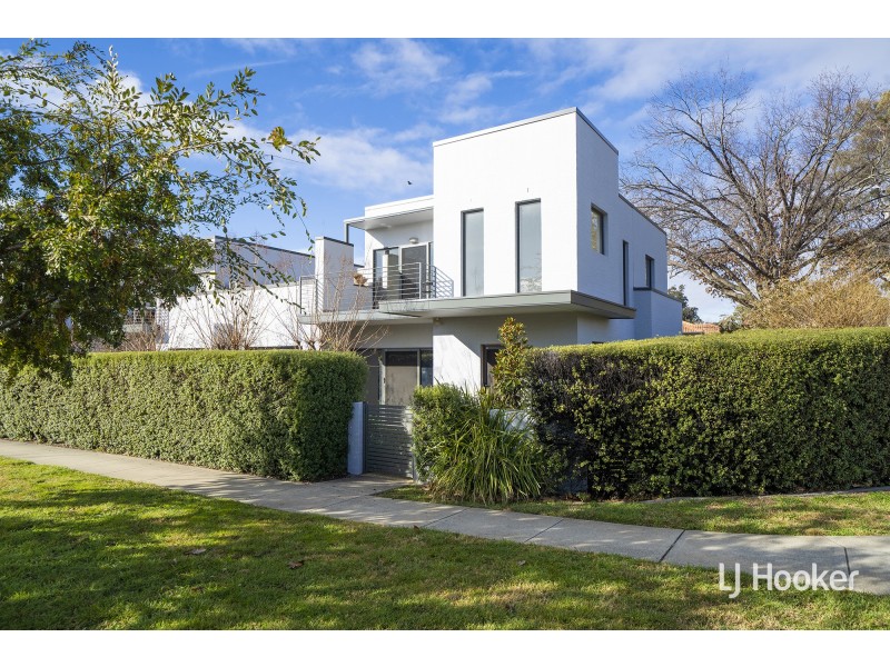 33 Keira Street, Narrabundah ACT 2604