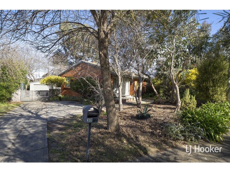 32 Elizabeth Crescent, Macquarie ACT 2614