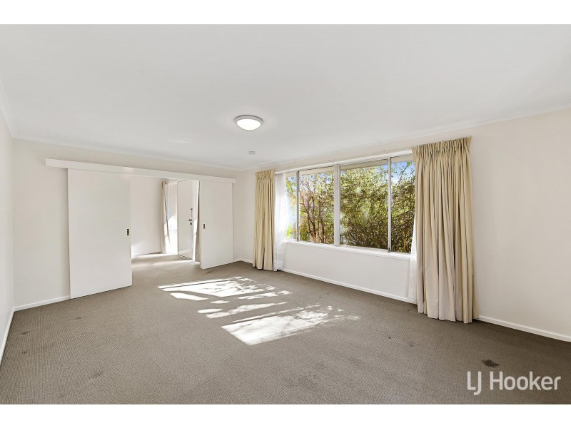 41 Belconnen Way, Weetangera ACT 2614