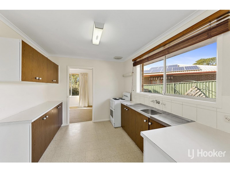 41 Belconnen Way, Weetangera ACT 2614