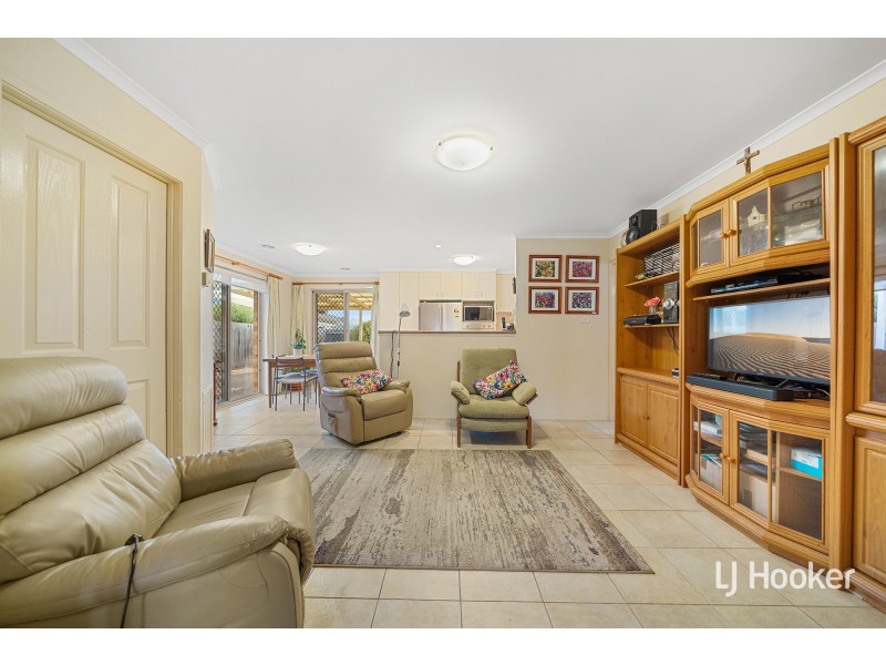 38 Simonetti Street, Dunlop ACT 2615