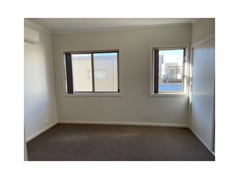 25/128 Flemington Road, Harrison ACT 2914