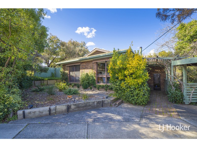 10 Gibbs Place, Kambah ACT 2902