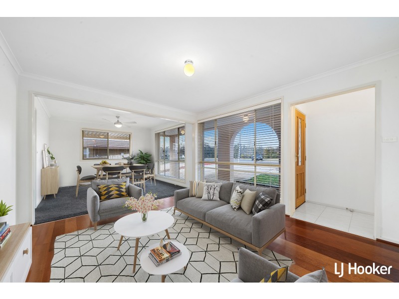 49 Wrenfordsley Place, Latham ACT 2615