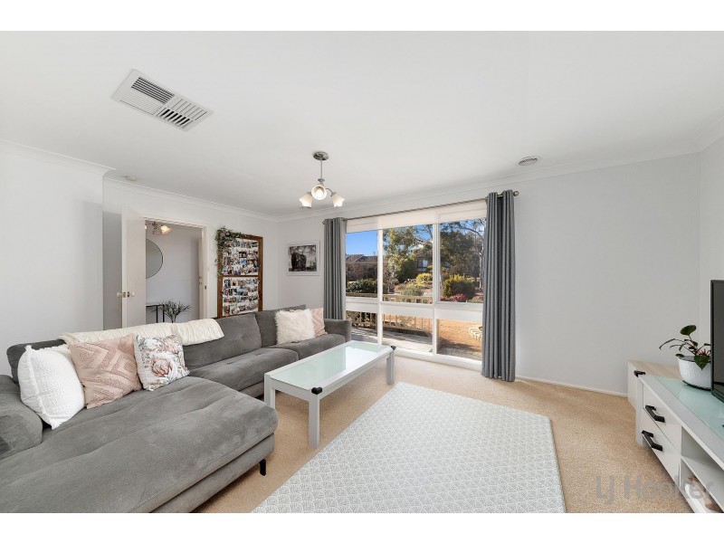 4 Bardsley Place, Holt ACT 2615