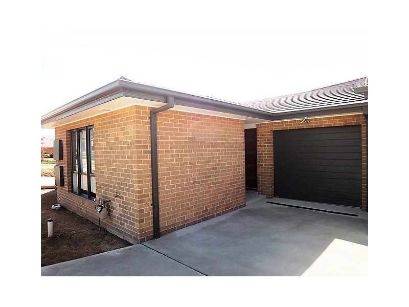 80 Rockwood Street, Casey ACT 2913