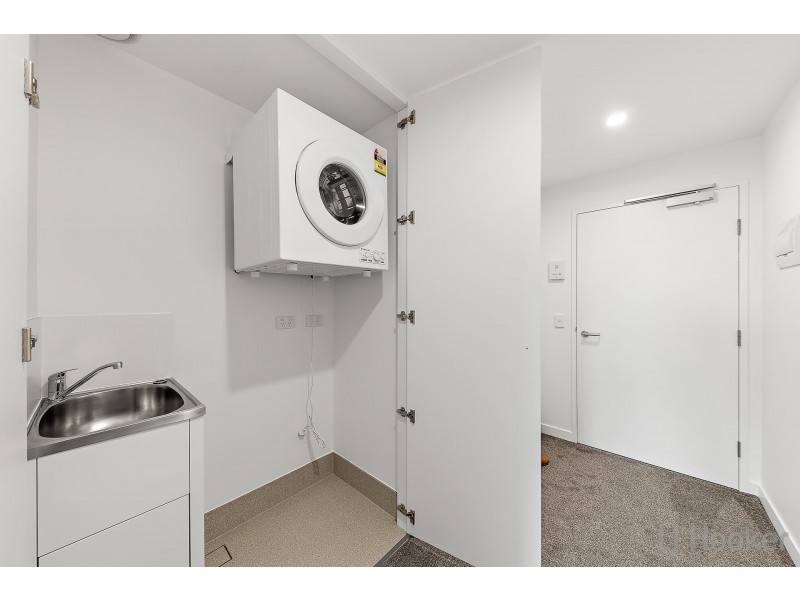2108/2 Grazier Lane, Belconnen ACT 2617