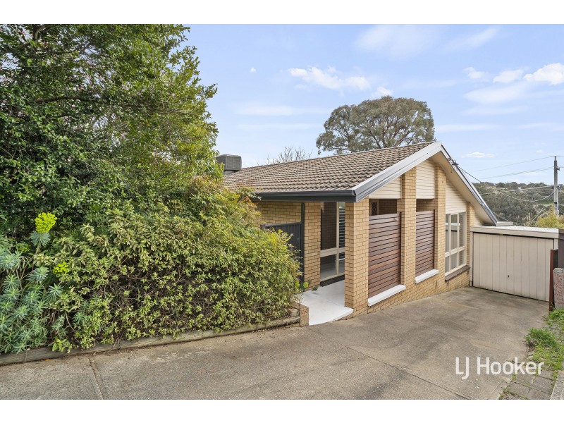 73 Denny Street, Latham ACT 2615