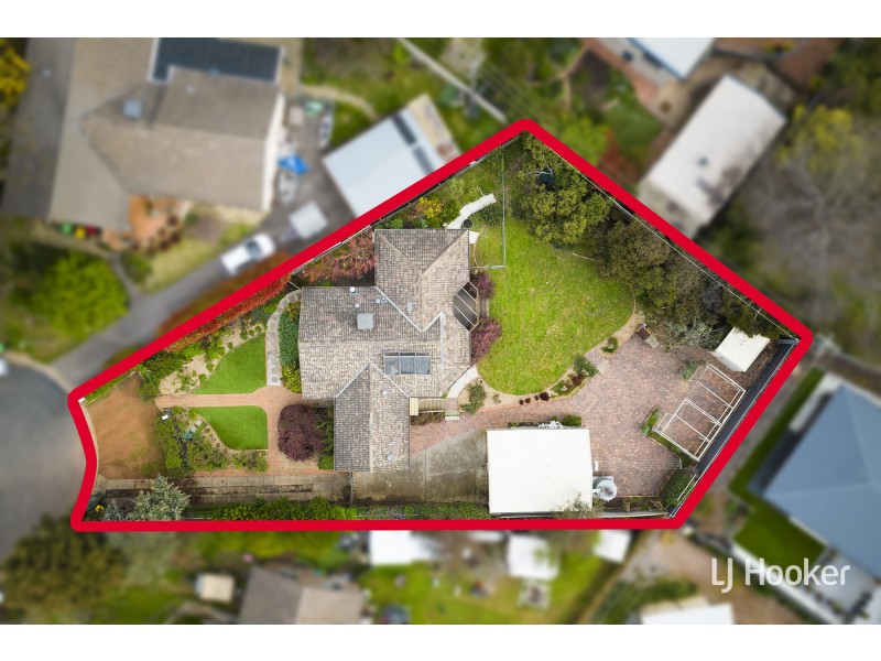 6 Moy Place, Macquarie ACT 2614