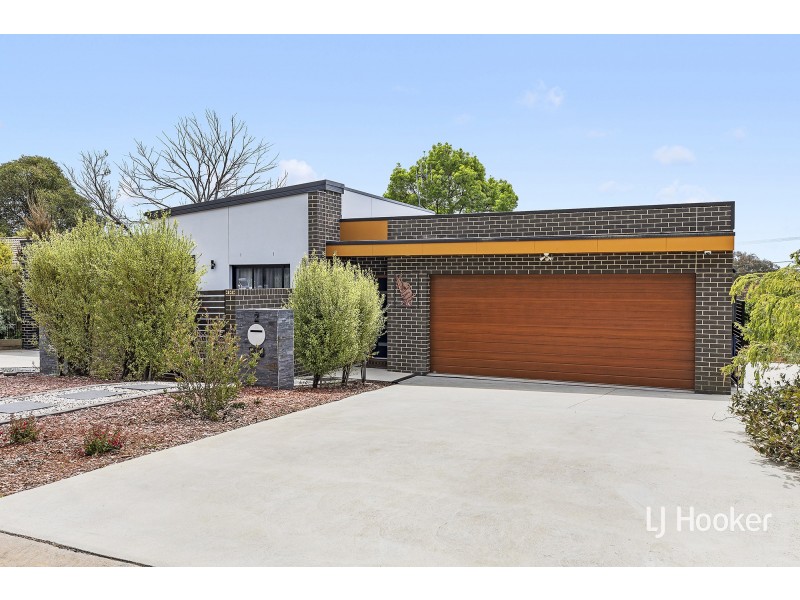 2/358 Southern Cross Drive, Macgregor ACT 2615