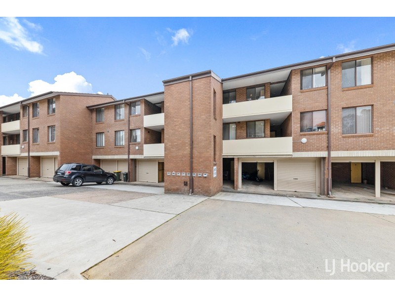 22/28 Springvale Drive, Hawker ACT 2614