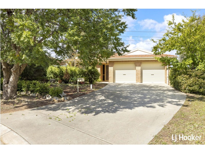 31 Tarrant Crescent, Dunlop ACT 2615