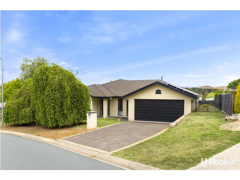 70 Hugh McKay Crescent, Dunlop ACT 2615