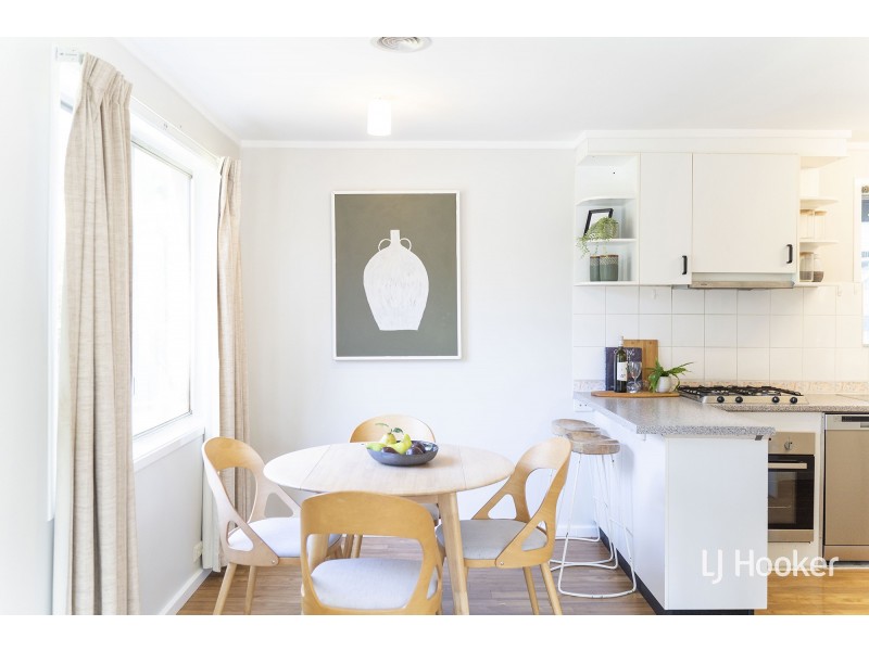 32 Elizabeth Crescent, Macquarie ACT 2614