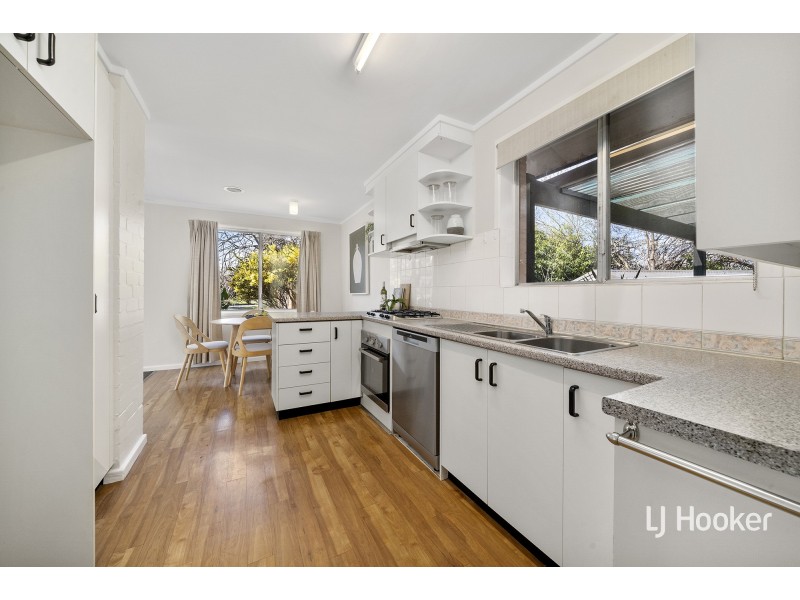 32 Elizabeth Crescent, Macquarie ACT 2614
