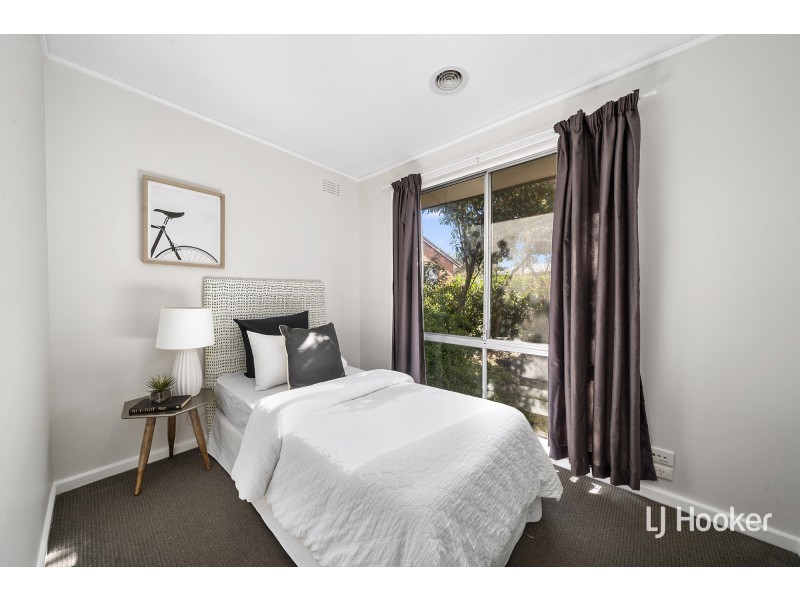 32 Elizabeth Crescent, Macquarie ACT 2614