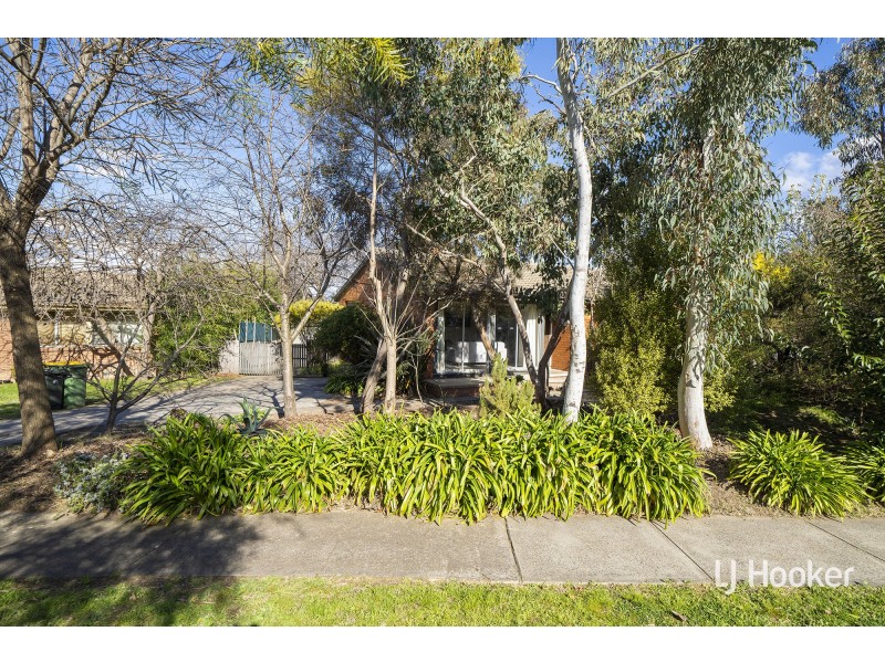 32 Elizabeth Crescent, Macquarie ACT 2614