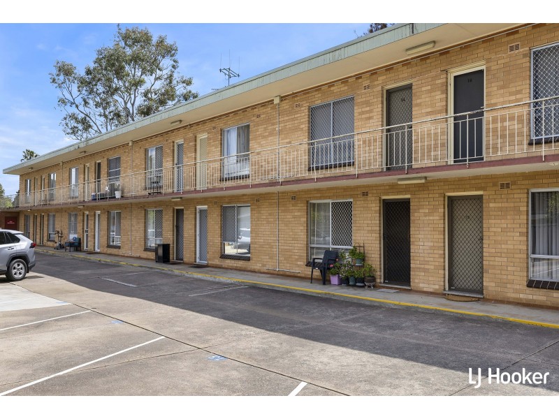 13/9 Macquoid Street, Queanbeyan East NSW 2620