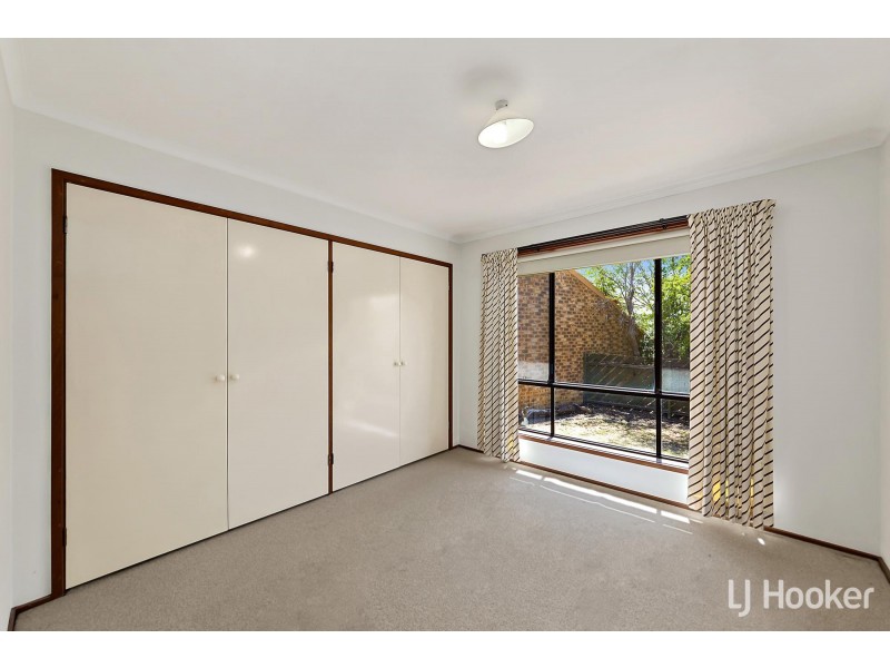 11 Roughley Place, Florey ACT 2615