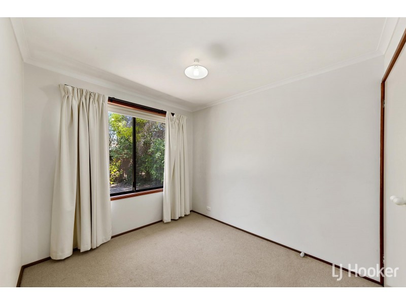 11 Roughley Place, Florey ACT 2615