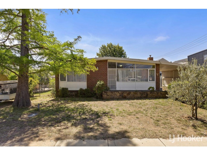 37 Majura Avenue, Dickson ACT 2602