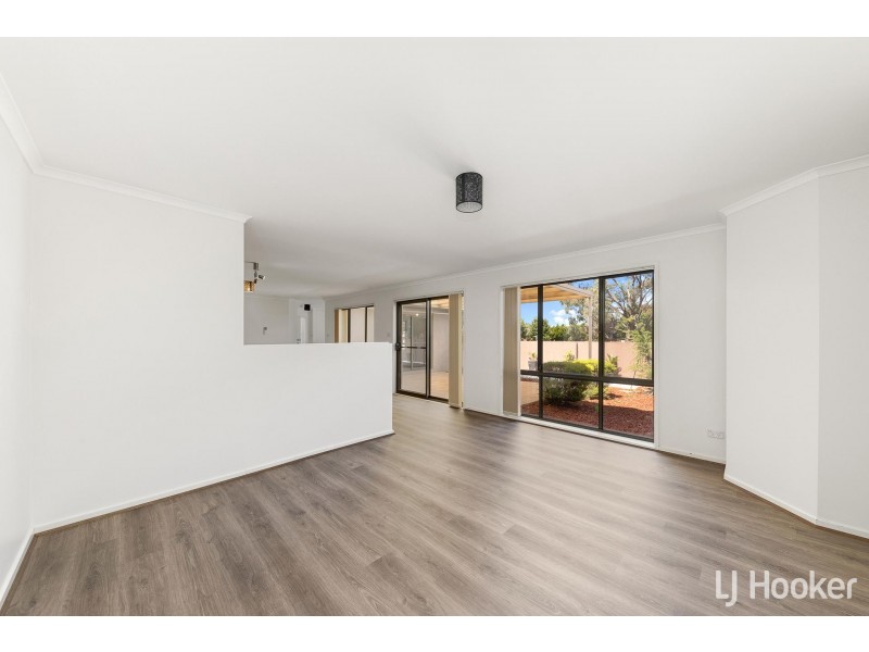 1 Sarre Street, Gungahlin ACT 2912